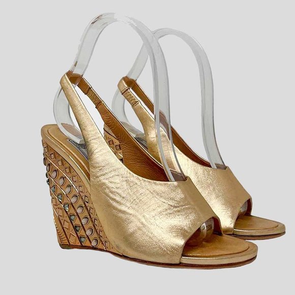 Ivy Kirzhner - 7 US - Picture 2 of 6